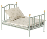 Vintage Bed, Mouse | Mint