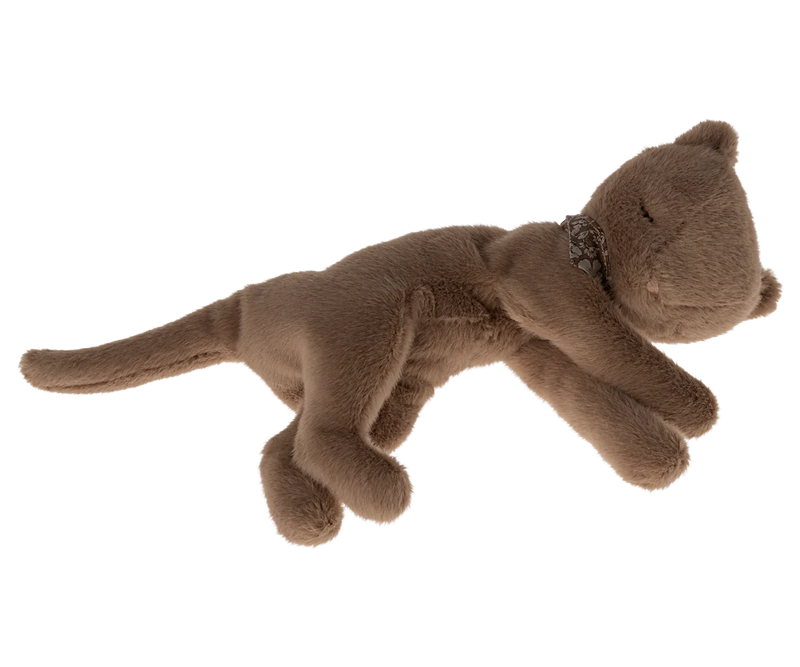 Kitten Plush Medium | Nougat