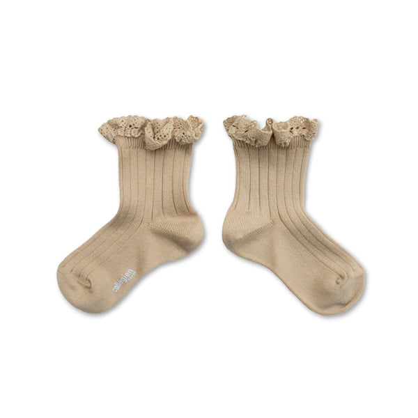 Lili Lace Trim Ribbed Ankle Socks | Sable