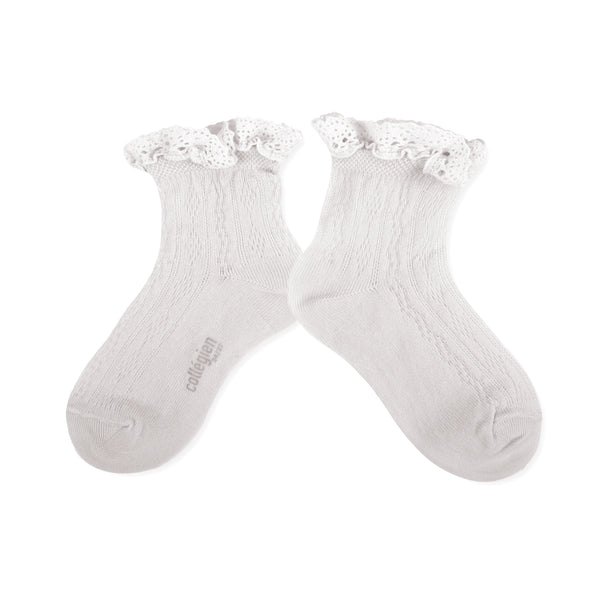 Annette Lightweight Pointelle Socks w. Lace Frill | White