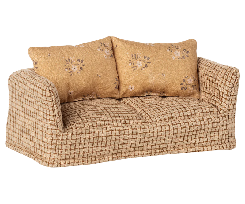 Couch Mouse | Mable