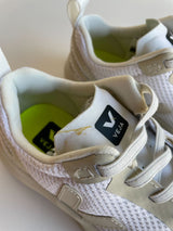 Veja - Canary Elastic Laces Alveomesh - White Pierre