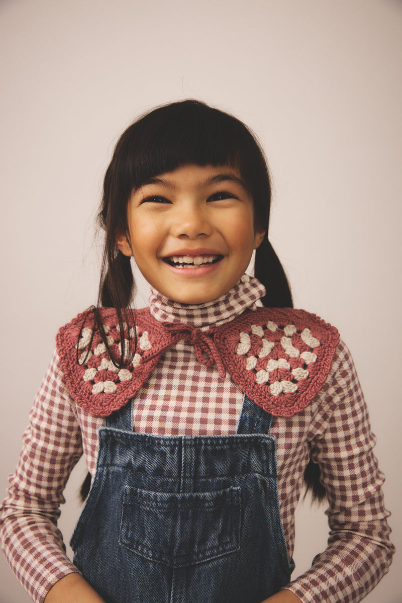 Snap Turtleneck | Gingham Print - Cherry