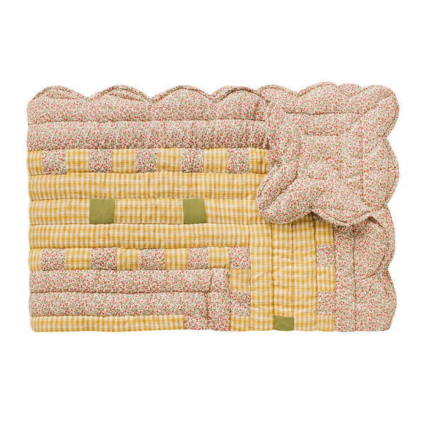 Buttercup Scalloped Patchwork Quilt Baby