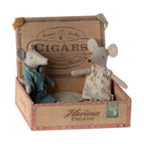 Mum & Dad Mice In Cigarbox