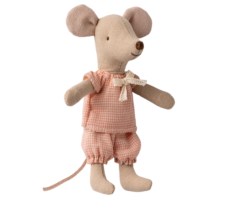 Little Sister Mouse in Matchbox