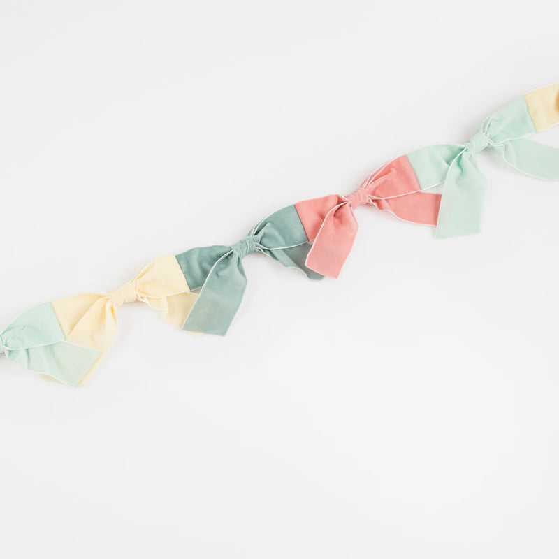 Velvet Bow Garland