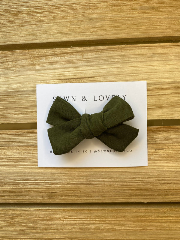 Pinwheel Bow | Pine