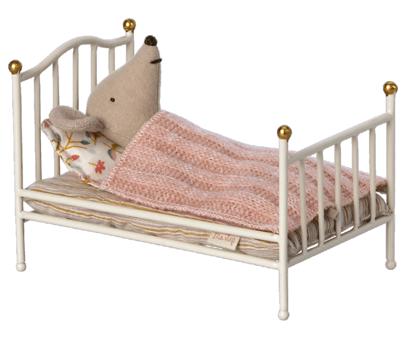 Vintage Bed, Mouse - Off White